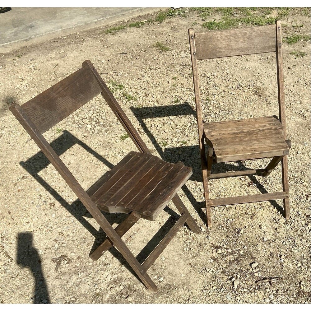 Pair (2) Vintage Wood Folding Chairs READ DESCRIPTION